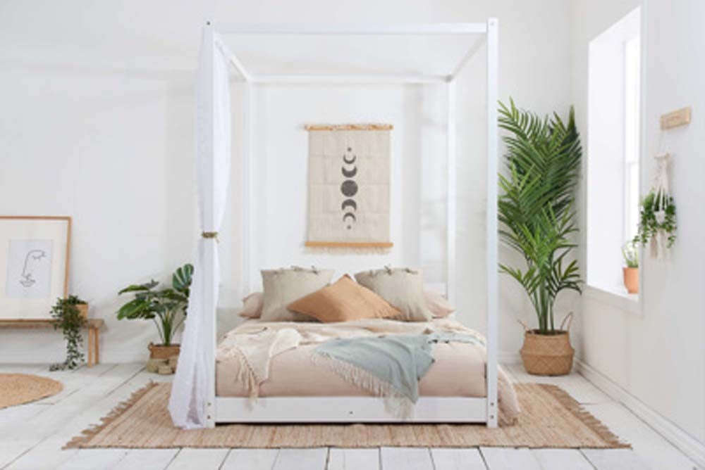 Dartford White King Size Four Poster Bed Frame